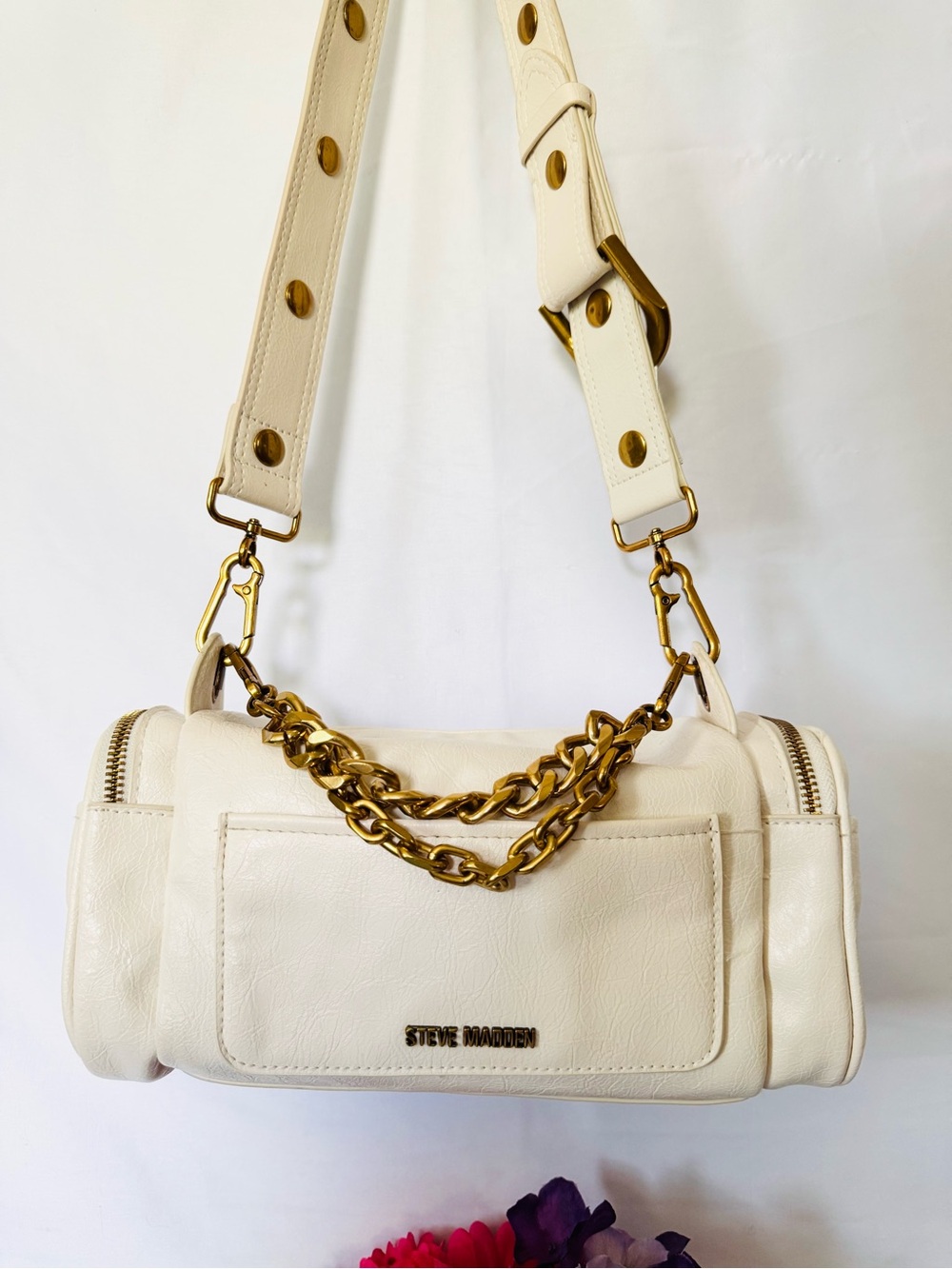 Steve Madden Bconrad EUC off white crossbody bag